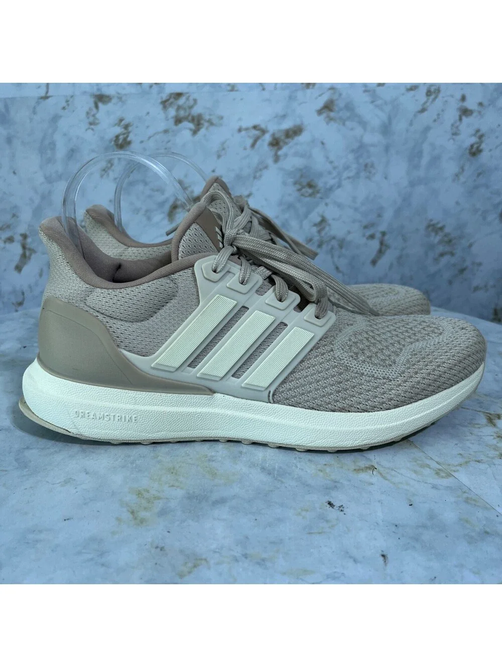 Adidas UltraDream DNA Mens Size 7.5 Running Shoes Beige Athletic Trainer Sneaker